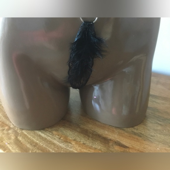 Hot Date? Got you (un)covered! Handmade from recycled jump rings - Picture 2 of 5